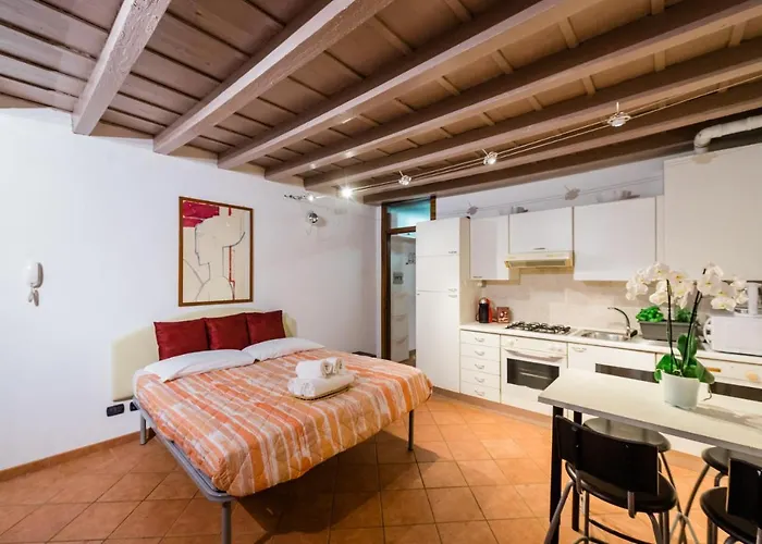 Old Town Square * 베르가모